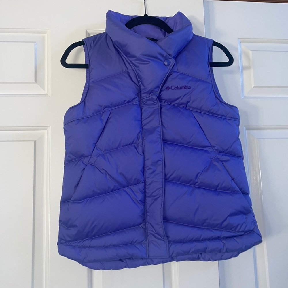 Purple-Columbia girls vest in size large